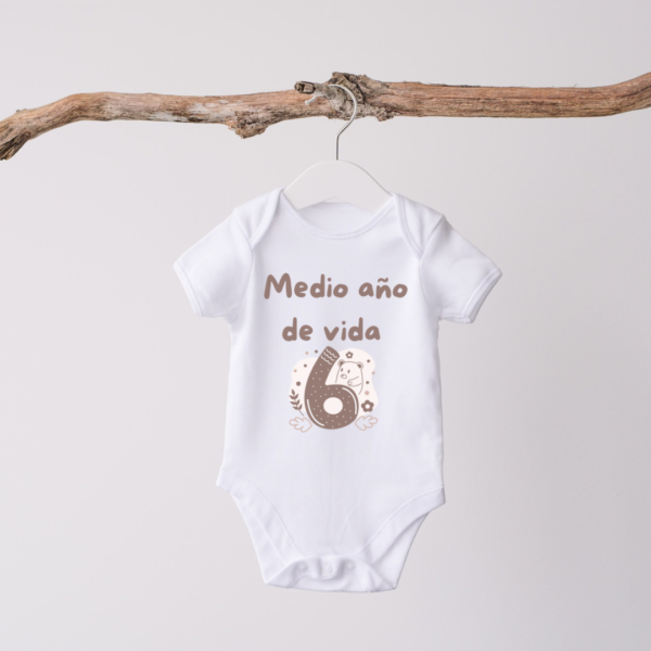 Medio año de vida